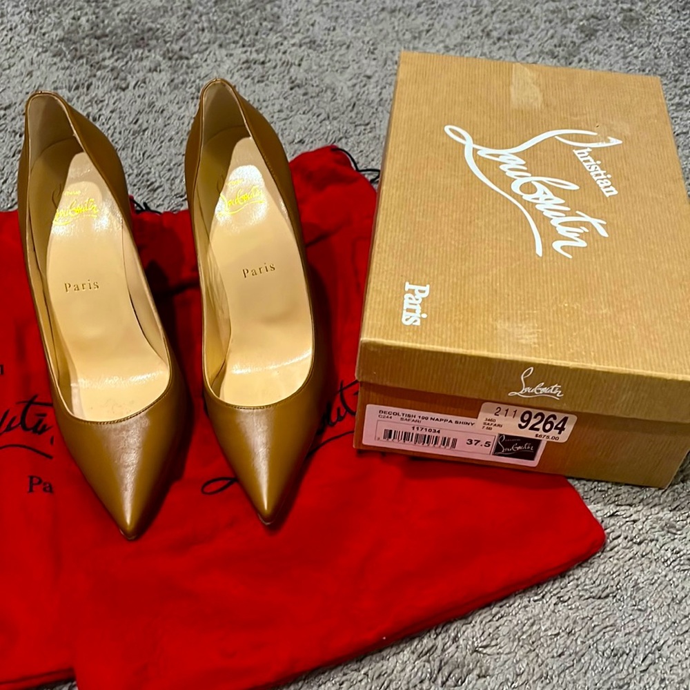 Christian Louboutin Decoltish 100 Nappa Shiny pump